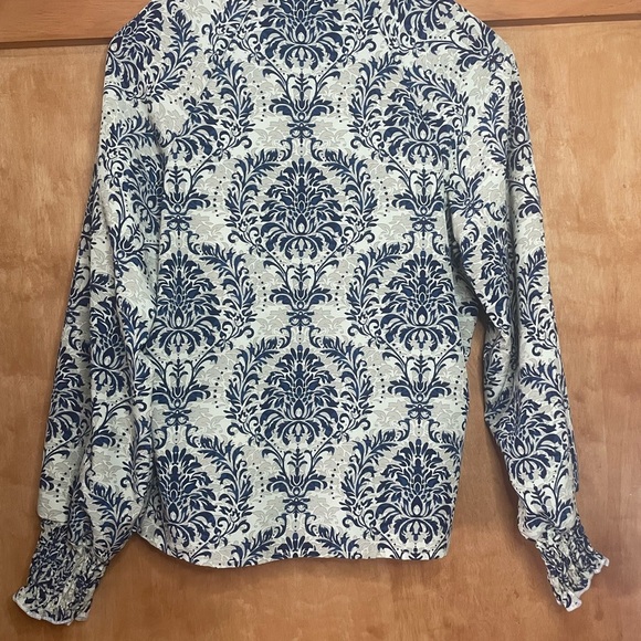 SHEIN Blue and Cream Patterned Button Down Shirt - Picture 7 of 12